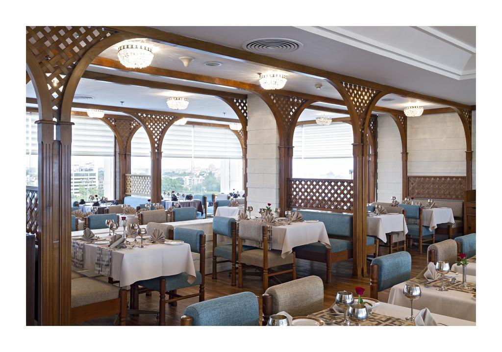 Clarks Avadh Lucknow