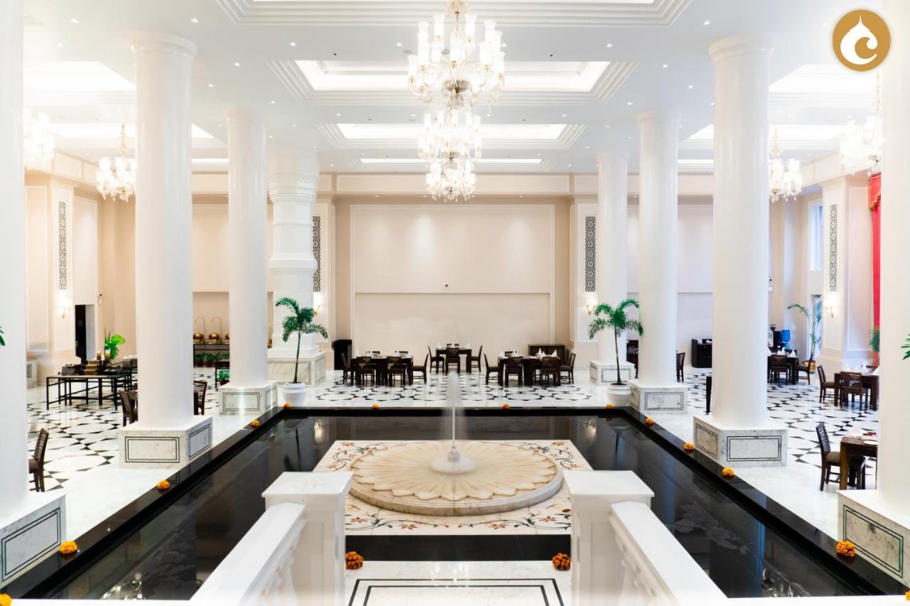 Hotel Clarks Avadh