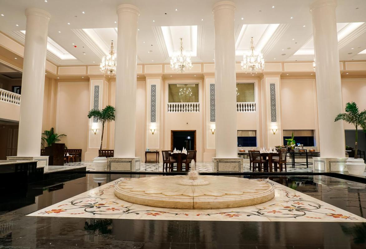 Clarks Avadh Hotel Lucknow