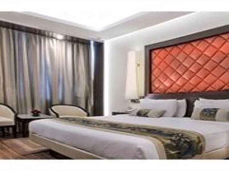 Clarks Avadh Hotel
