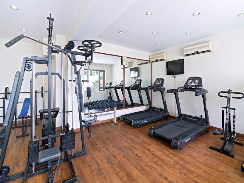 Clarks Avadh Hotel 5*